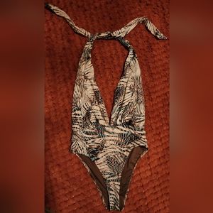 Swim suit
